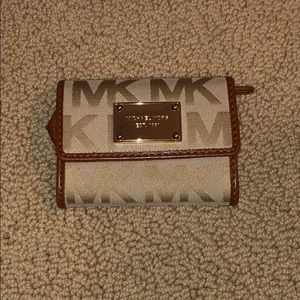 Micheal Kors Wallet